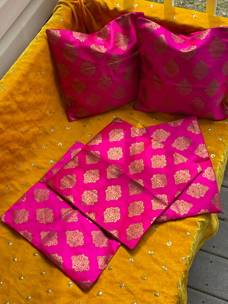 Pink/Gold Cushion Covers