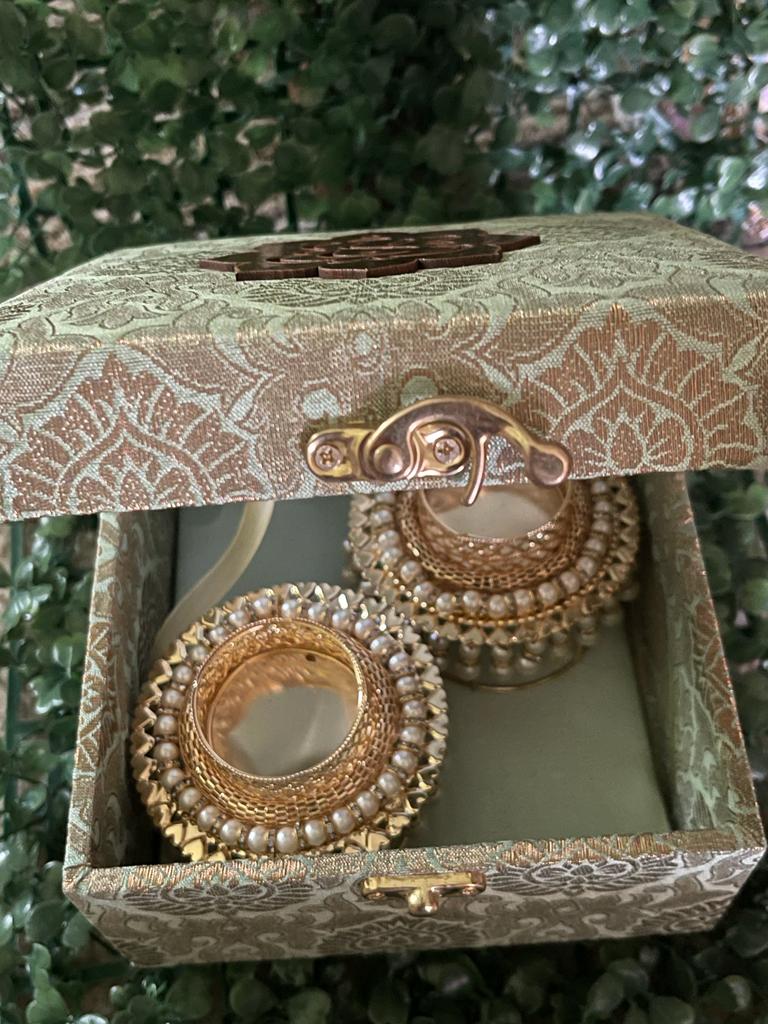 Banarasi Box w/2 Pearl Tealights